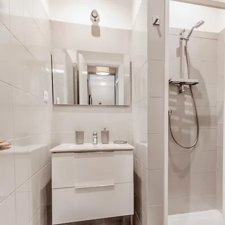 Domus Eleonora Apartment *