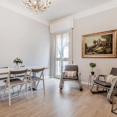 Domus Eleonora Apartment *